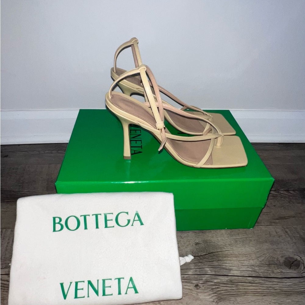 Bottega Veneta Cream Strappy Heels